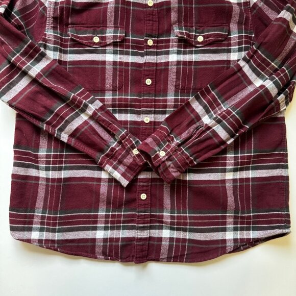 American Eagle Flannel Shirt Super Soft Red White Plaid Button Down Collar Sz XL - Picture 9 of 13